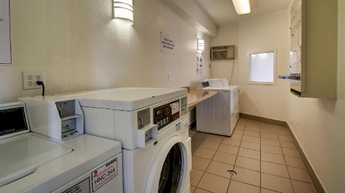 Motel 6-Altoona, IA - Des Moines East image 17